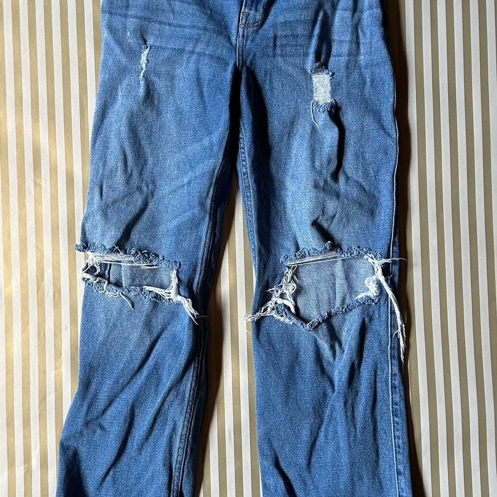 Hollister Ultra High-Rise Dad Jean.